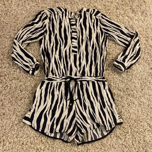 Karina Grimaldi romper size medium - Picture 4 of 6
